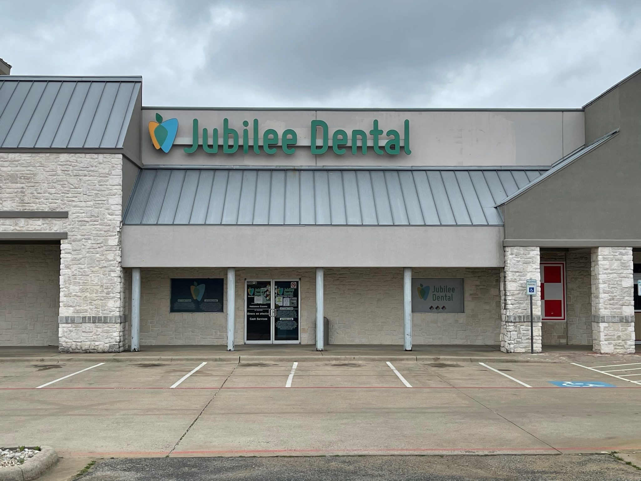 Dentist in Sherman, TX on US75 Jubilee Dental